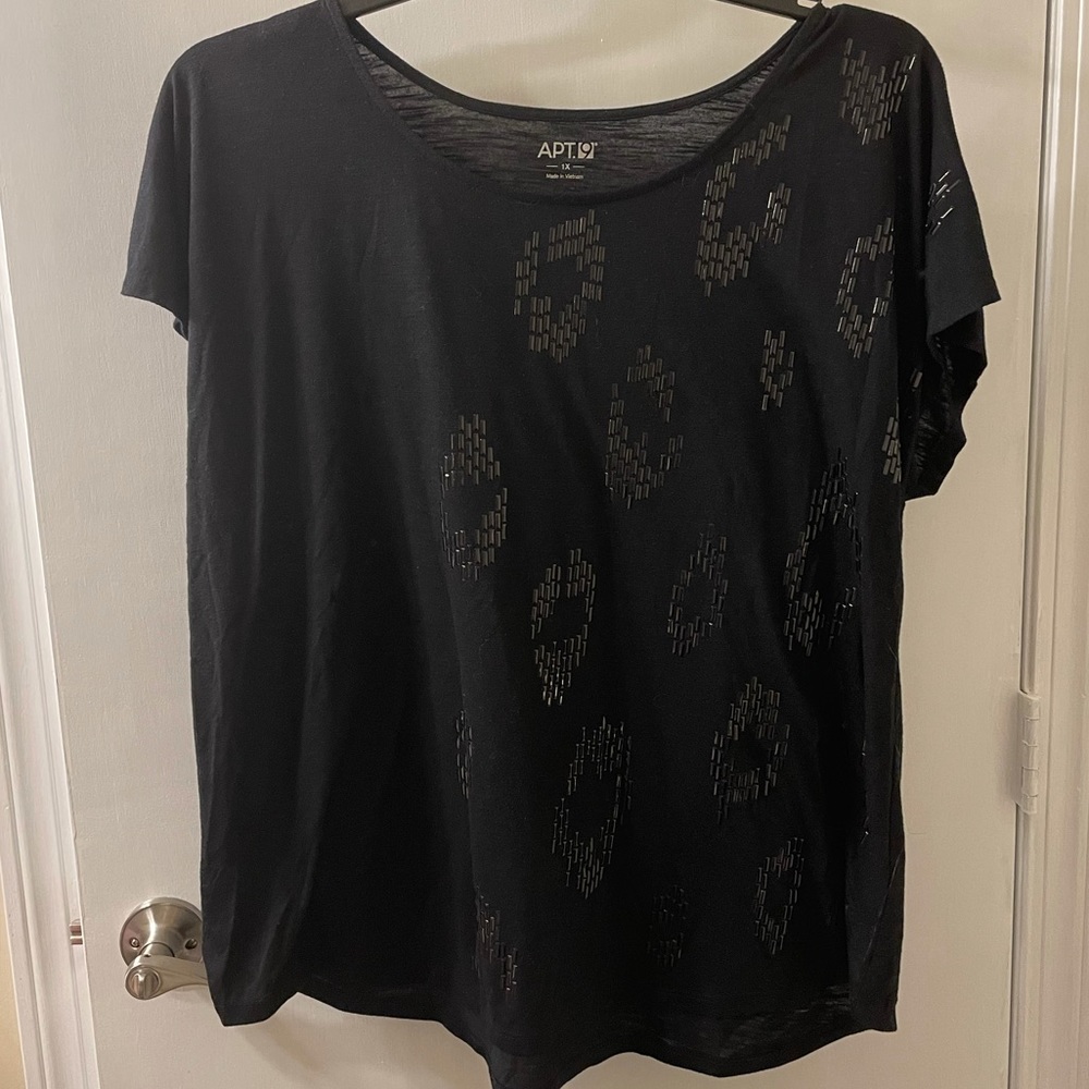 Women’s plus sequined top Apt 9